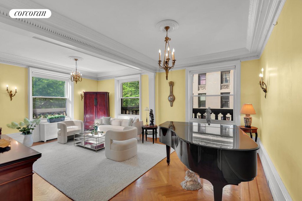 258 Riverside Drive, Unit 1B