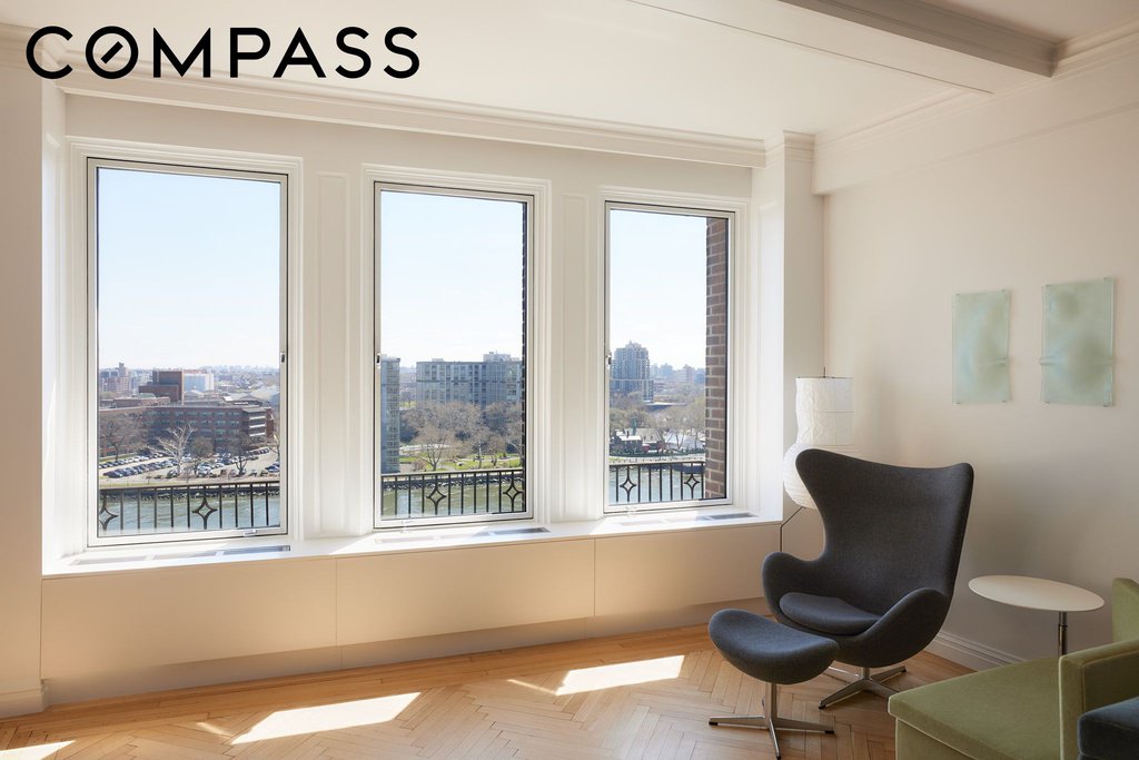 25 East End Avenue, Unit 11E photo 2