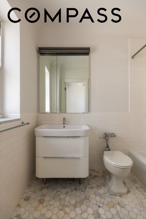 25 East End Avenue, Unit 11E photo 16