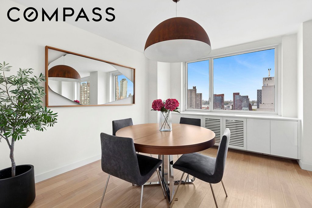 301 West 53rd Street, Unit 18A photo 2