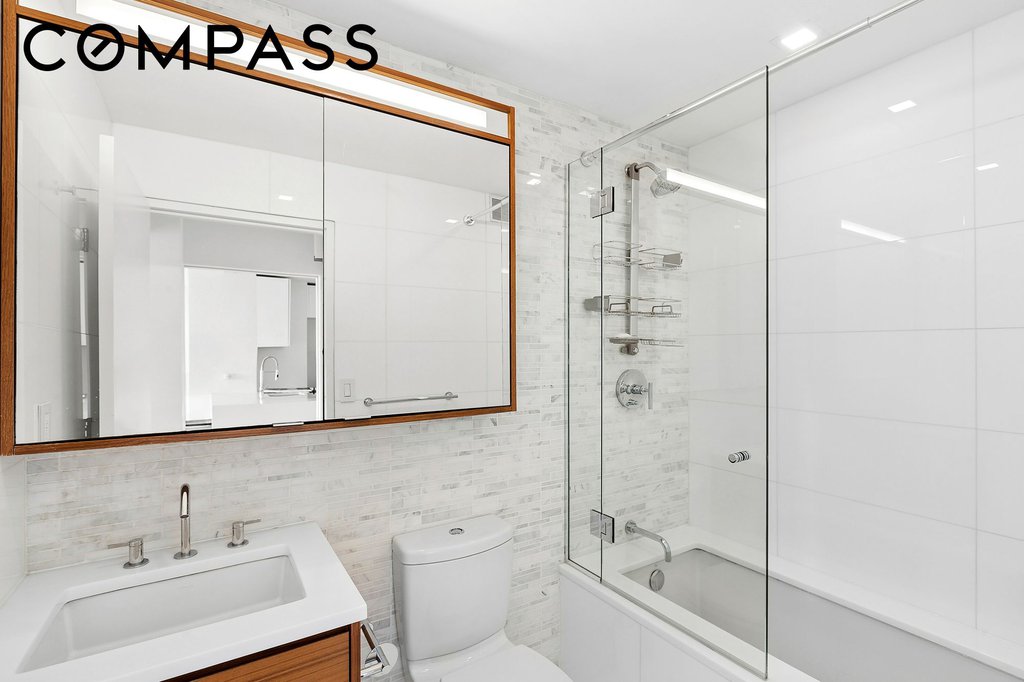301 West 53rd Street, Unit 18A photo 5