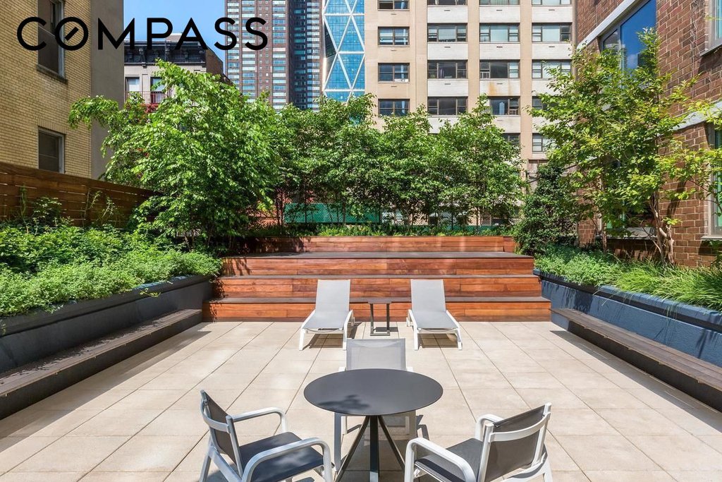 301 West 53rd Street, Unit 18A photo 12