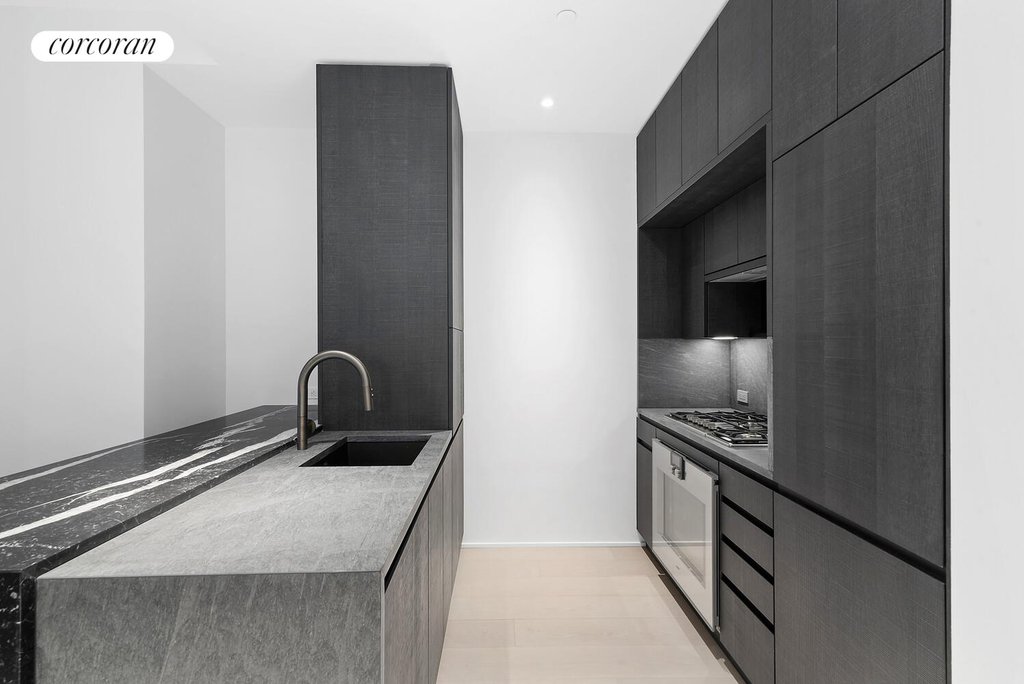 130 William Street, Unit 10B photo 8