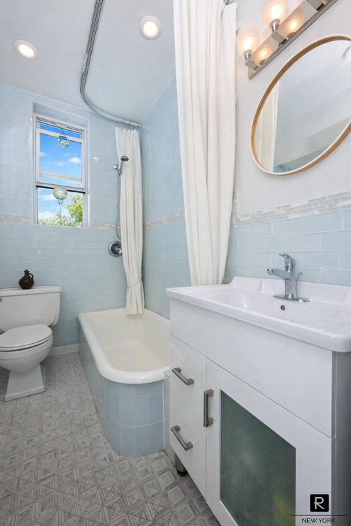 37-33 84th Street, Unit 42 photo 11