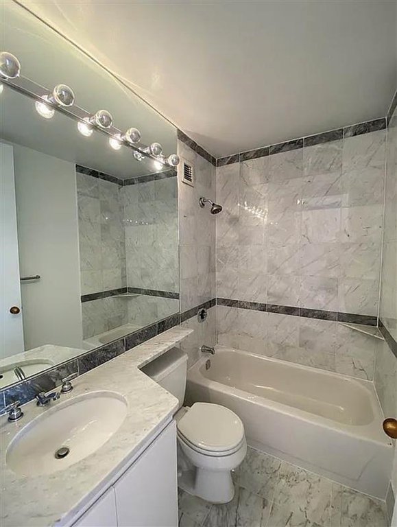 500 West 43rd Street, Unit 26B photo 7