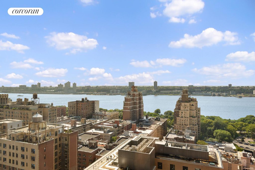 250 West 96th Street, Unit 17E photo 4