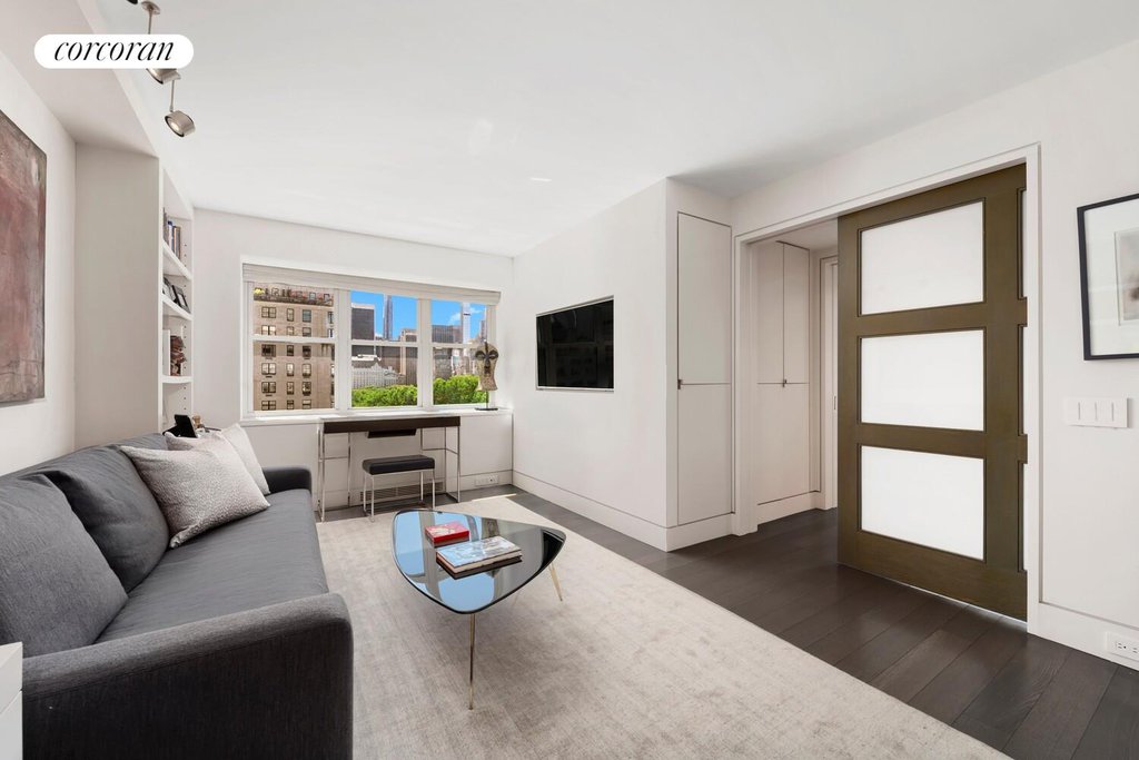 900 Fifth Avenue, Unit 12A photo 9