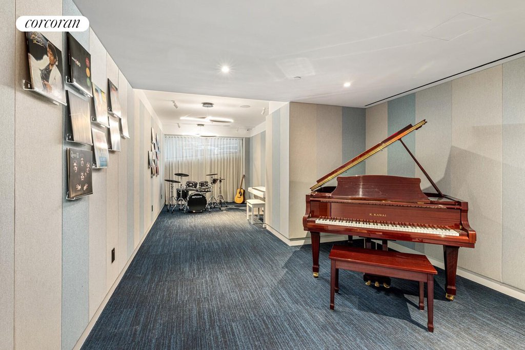 250 West 96th Street, Unit 5A photo 30