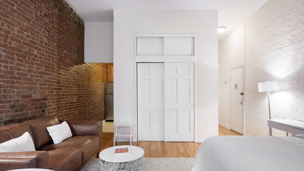 56 West 82nd Street, Unit 16 photo 4