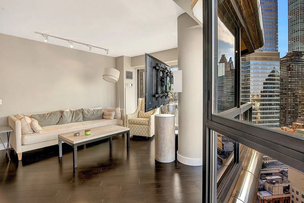 200 East 61st Street, Unit 35B photo 13