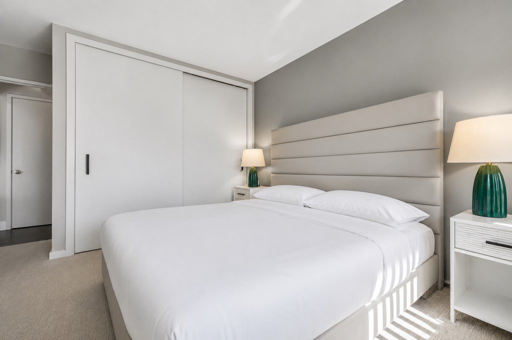 200 East 61st Street, Unit 35B photo 4