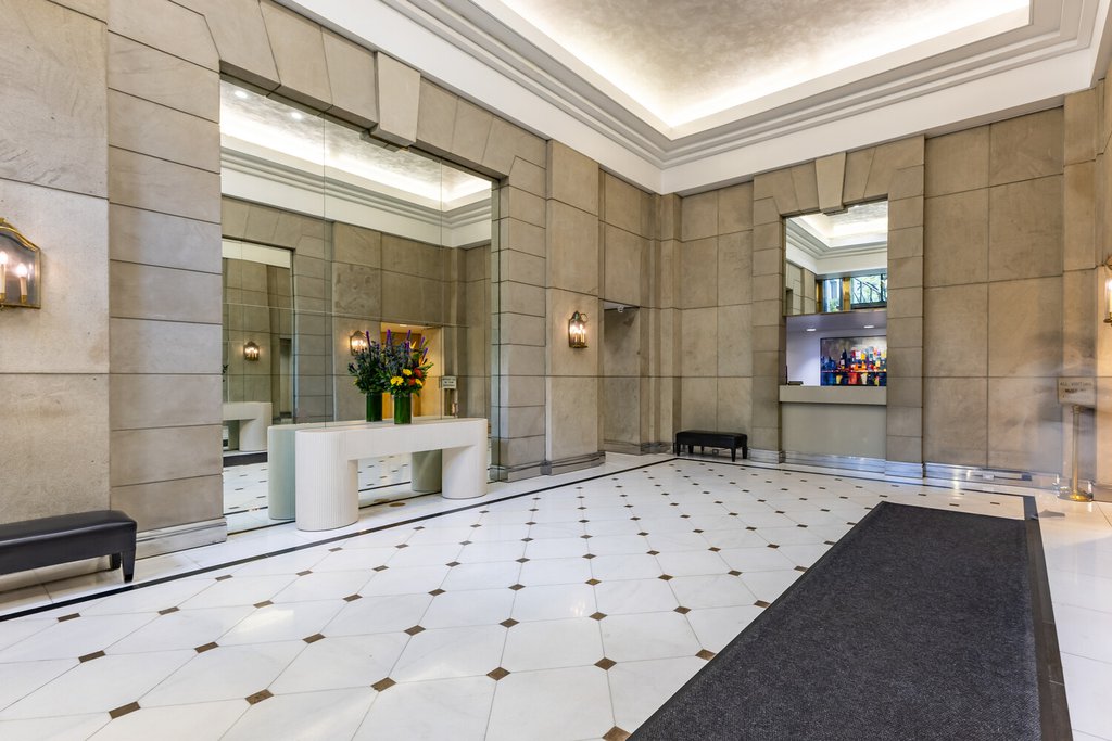 200 East 61st Street, Unit 35B photo 8