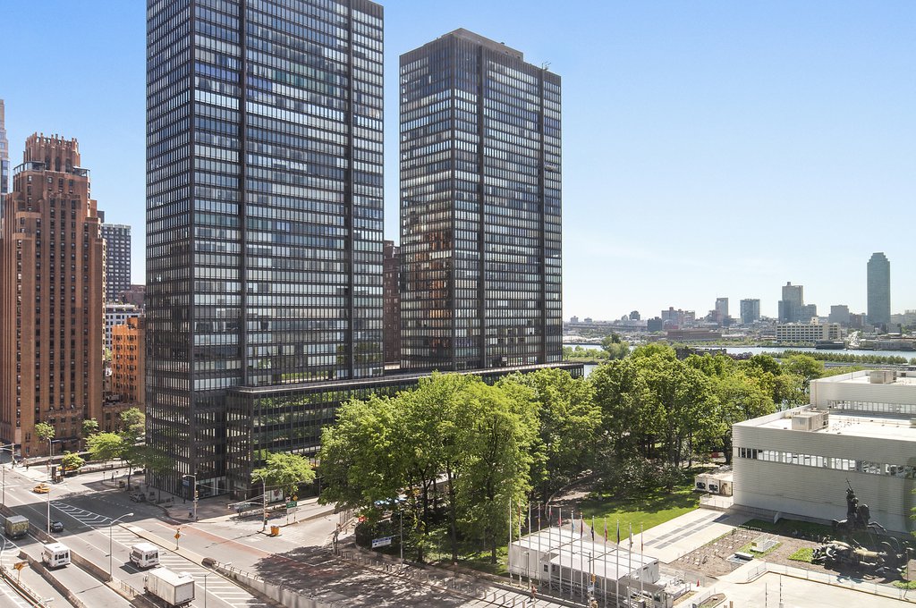 50 United Nations Plaza, Unit 8C photo 15