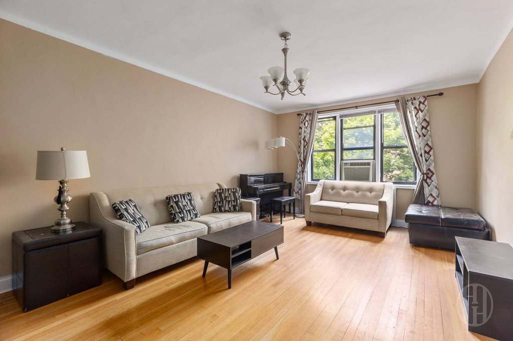 69-10 Yellowstone Boulevard, Unit 507