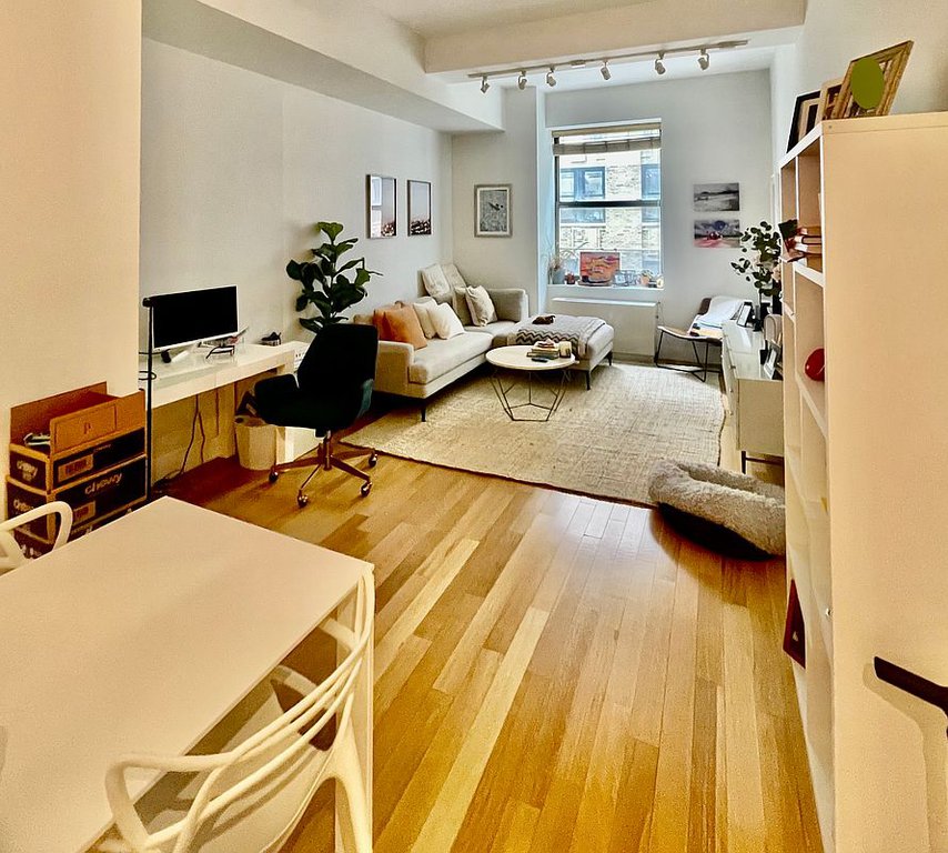99 John Street, Unit 619