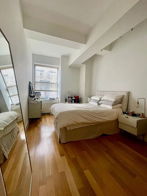 99 John Street, Unit 619 photo 2
