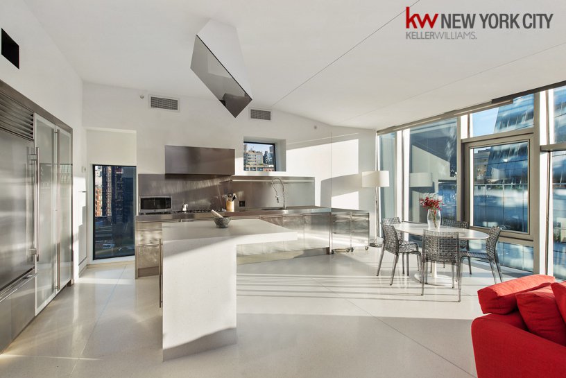 100 Eleventh Avenue, Unit 8D photo 4