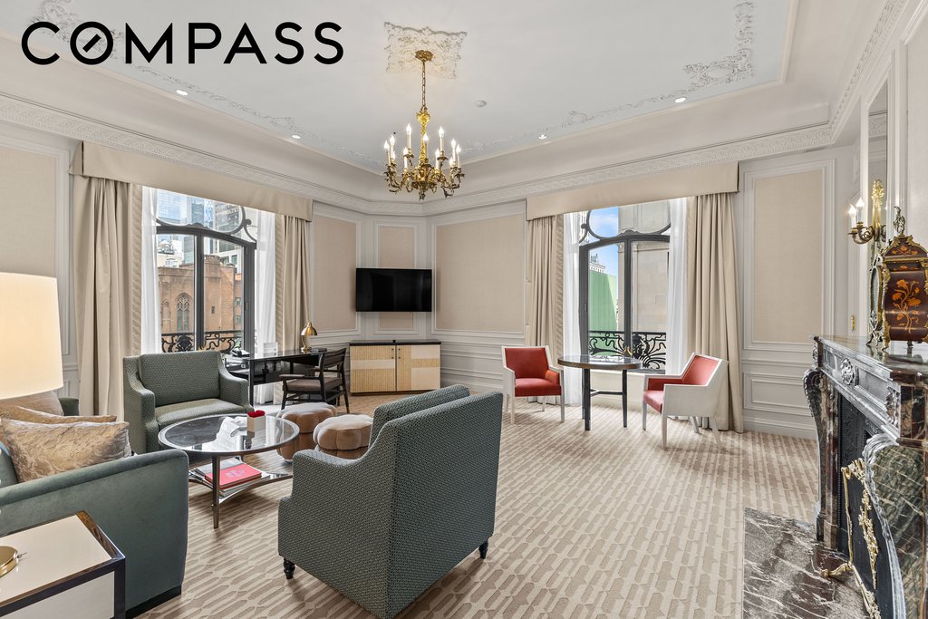 2 East 55th Street, Unit 918W17