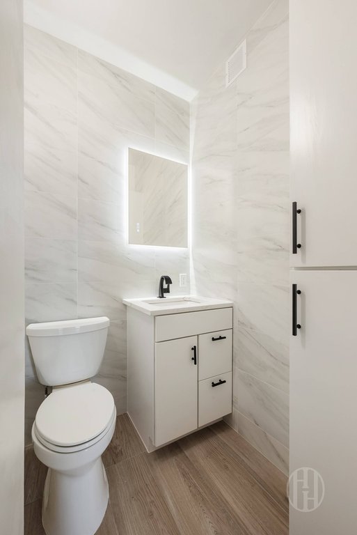 350 Albany Street, Unit 8A photo 13