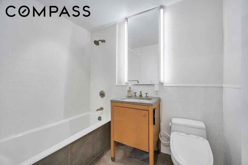 2628 Broadway, Unit 15B photo 11