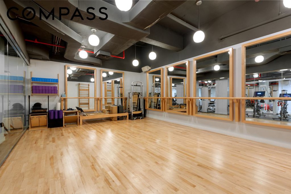 2628 Broadway, Unit 15B photo 18