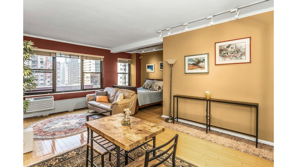 2 Tudor City Place, Unit 3MS photo 2