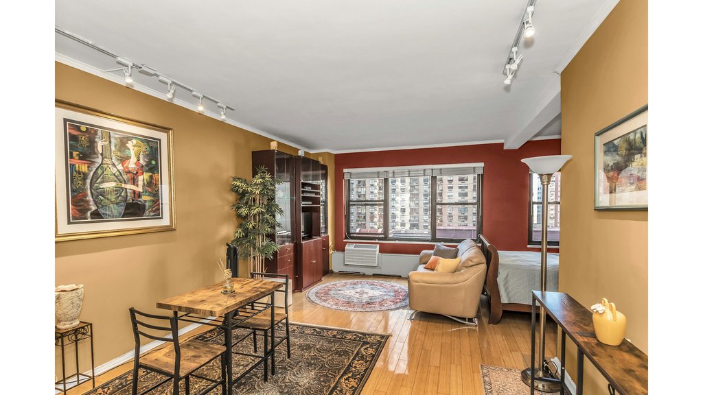 2 Tudor City Place, Unit 3MS photo 3