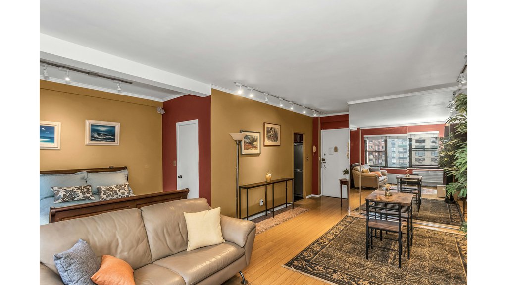 2 Tudor City Place, Unit 3MS photo 4