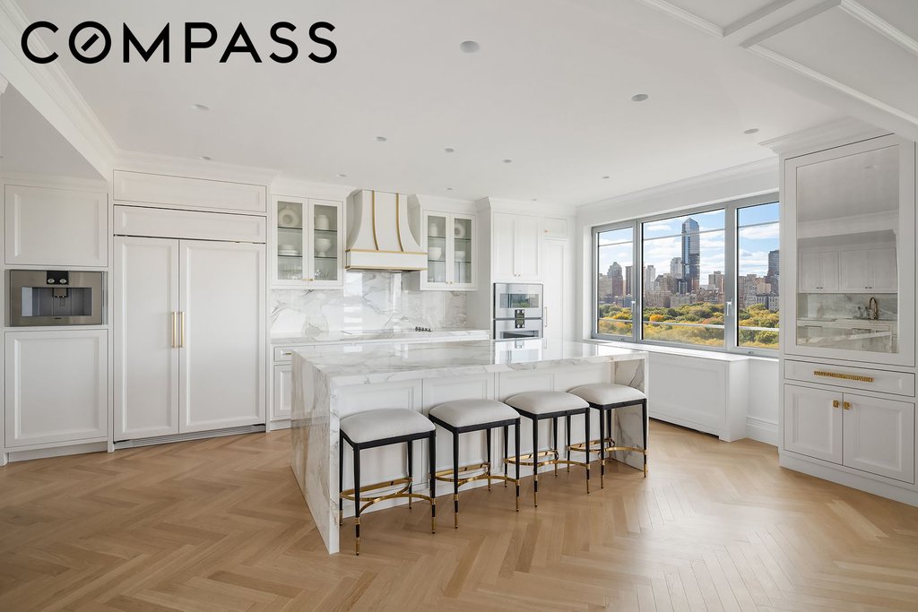 930 Fifth Avenue, Unit 18A photo 6