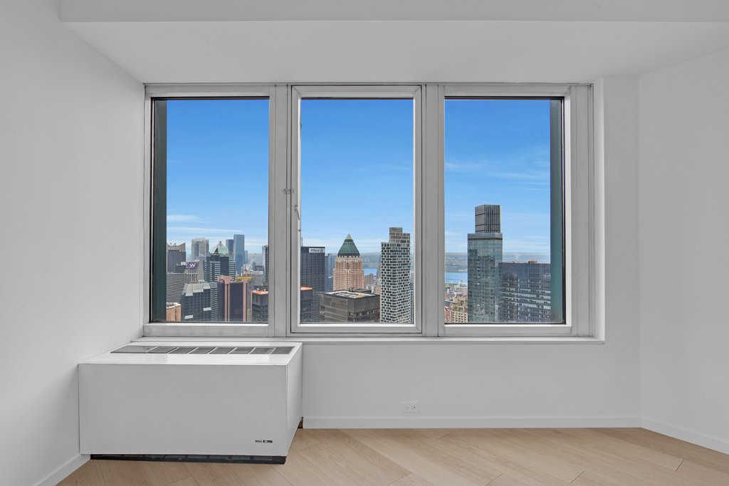 150 West 56th Street, Unit 5505 photo 5