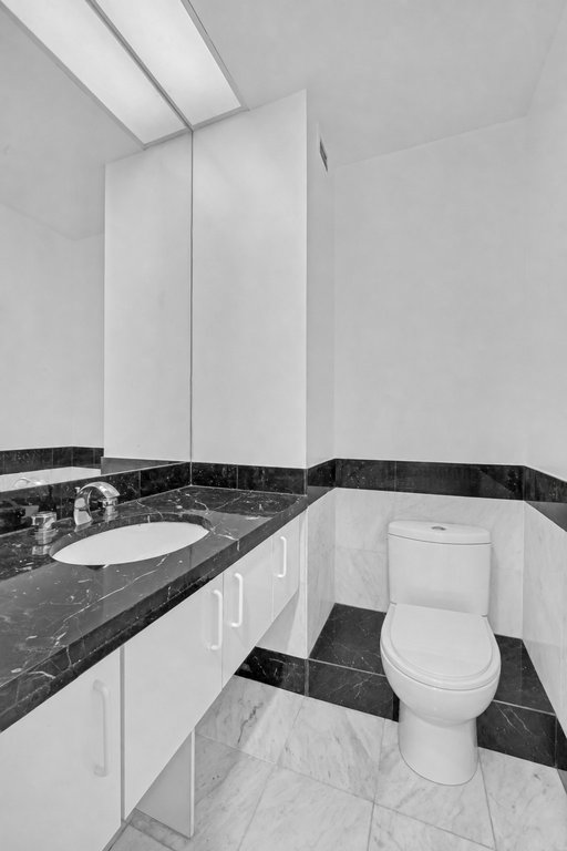 150 West 56th Street, Unit 5505 photo 6