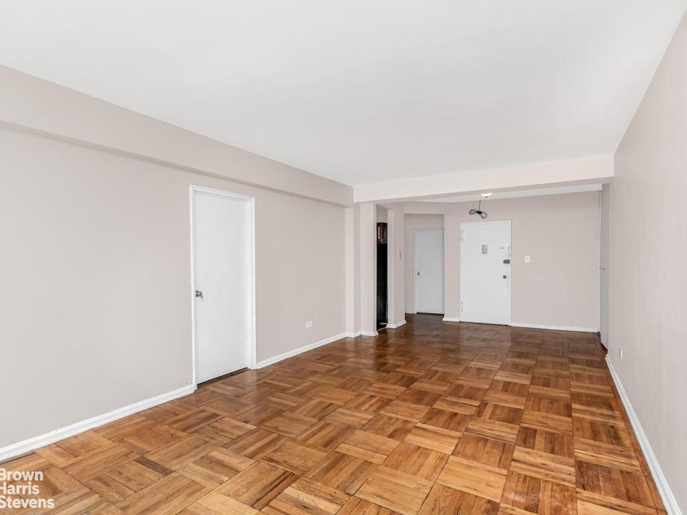 629 Kappock street, Unit 2P photo 4