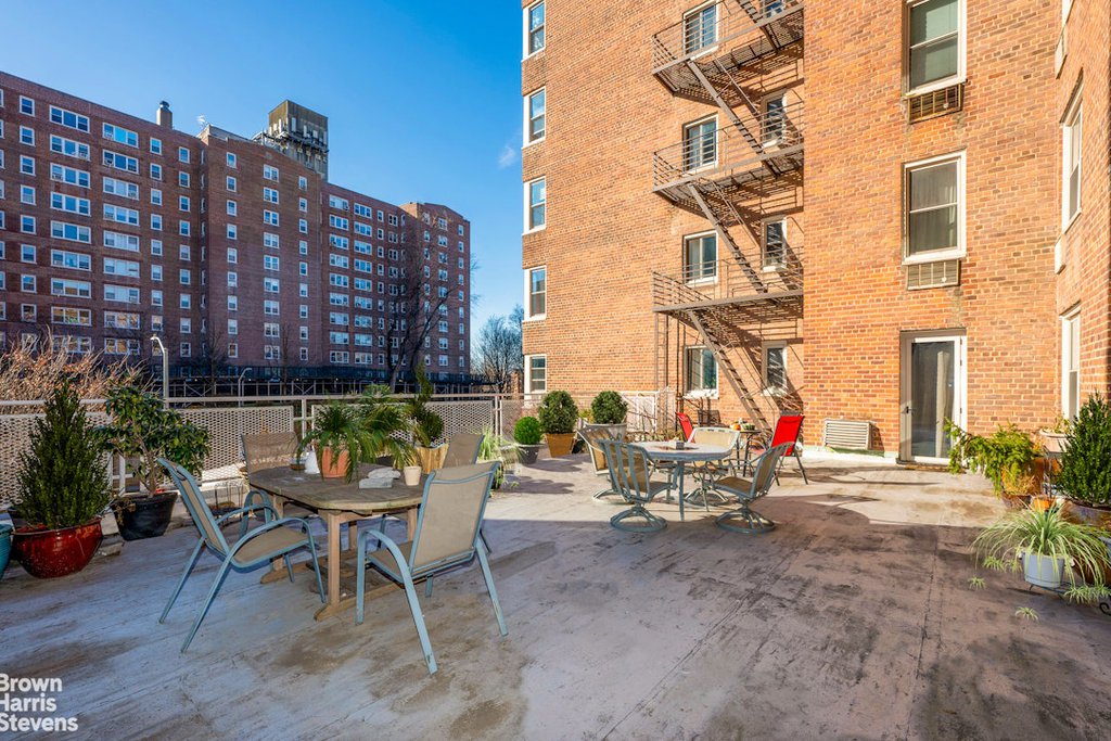 629 Kappock street, Unit 2P photo 10