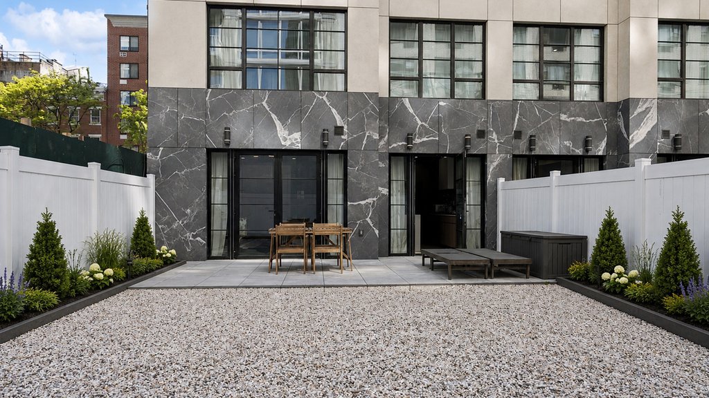 327 East 22nd Street, Unit THEAST