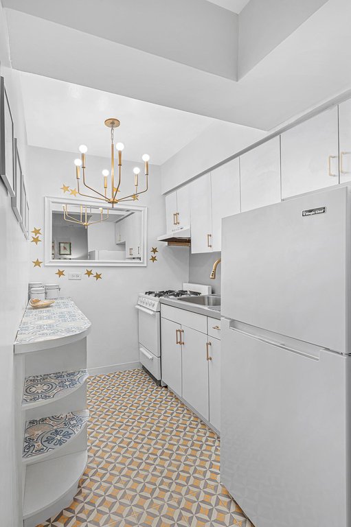 54 East 8th Street, Unit 4D photo 3