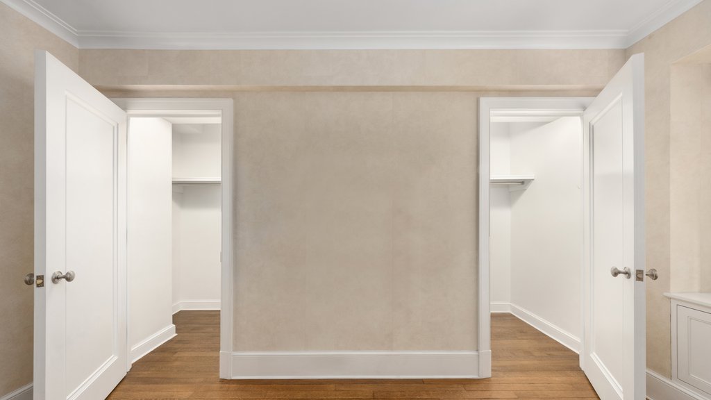 530 Park Avenue, Unit 5J photo 11