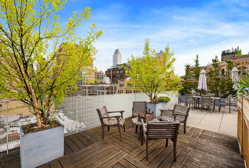 233 West 26th Street, Unit 1RW photo 18