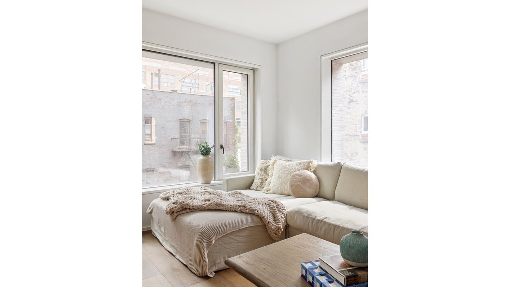345 West 14th Street, Unit 6C photo 3