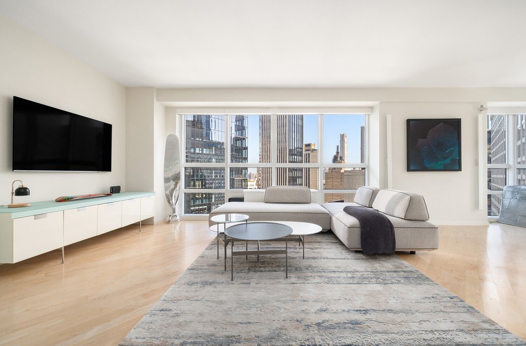 146 West 57th Street, Unit 39D photo 2