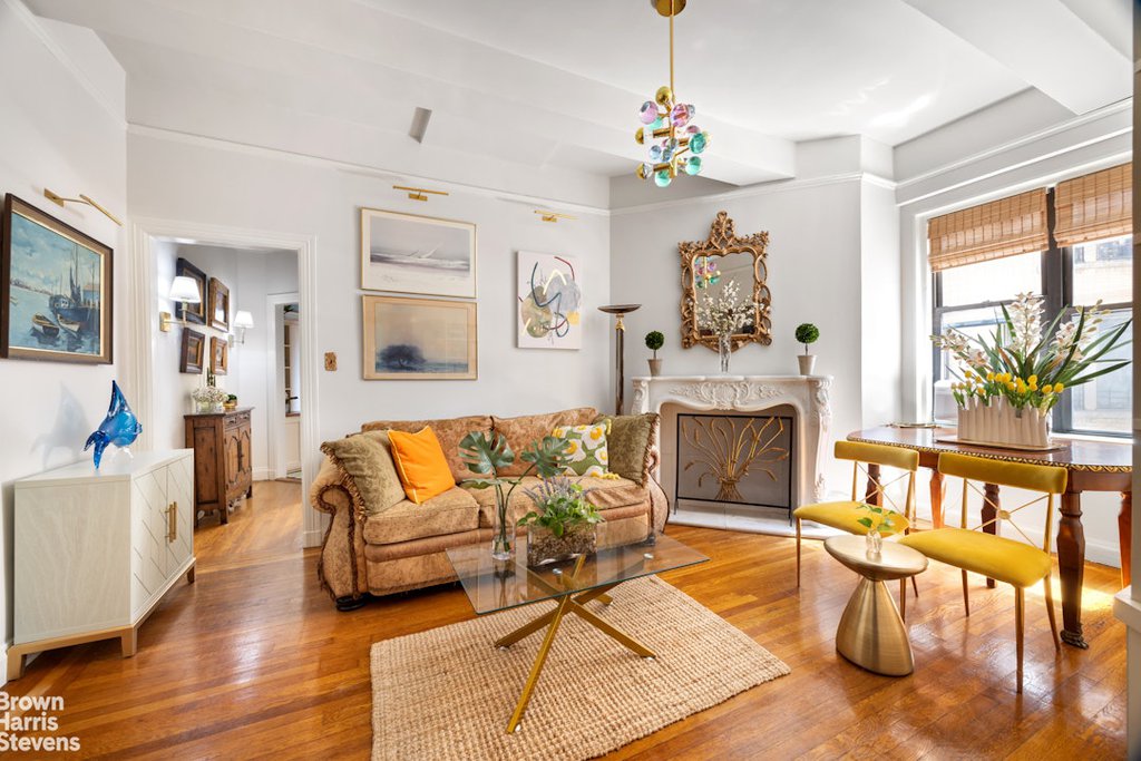 1349 Lexington Avenue, Unit 7A photo 2