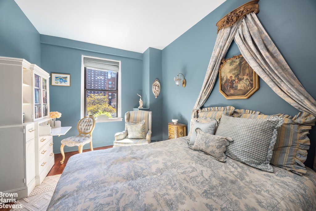 1349 Lexington Avenue, Unit 7A photo 6