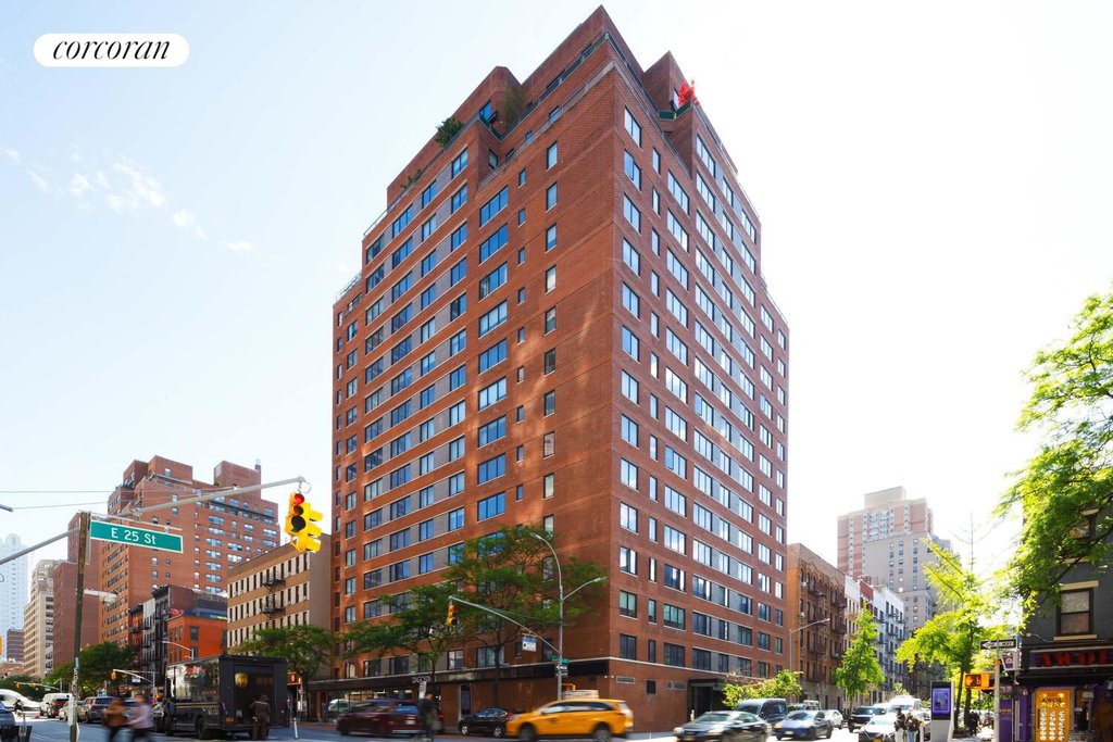 201 East 25th Street, Unit 15J photo 8