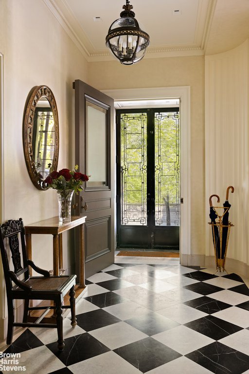2 East 70th Street, Unit MAISONETTE photo 32