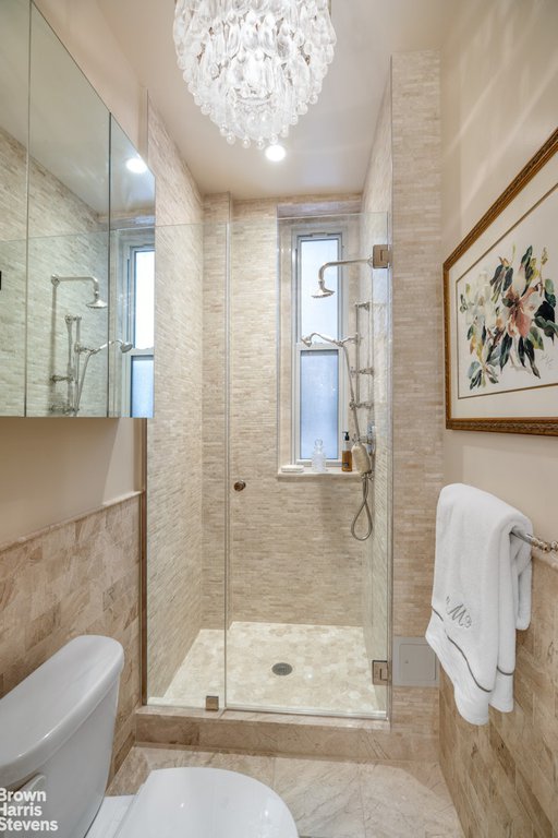 470 Park Avenue, Unit 3B photo 8