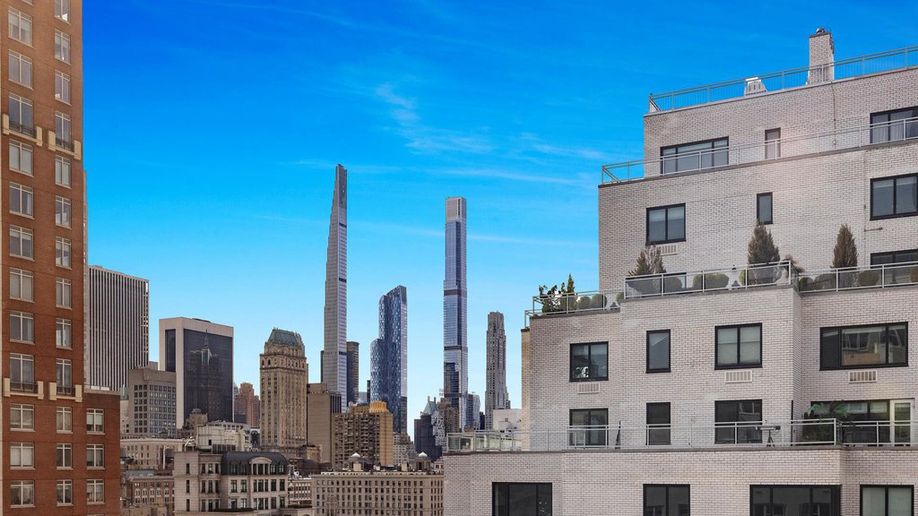 201 East 66th Street, Unit 17P photo 7