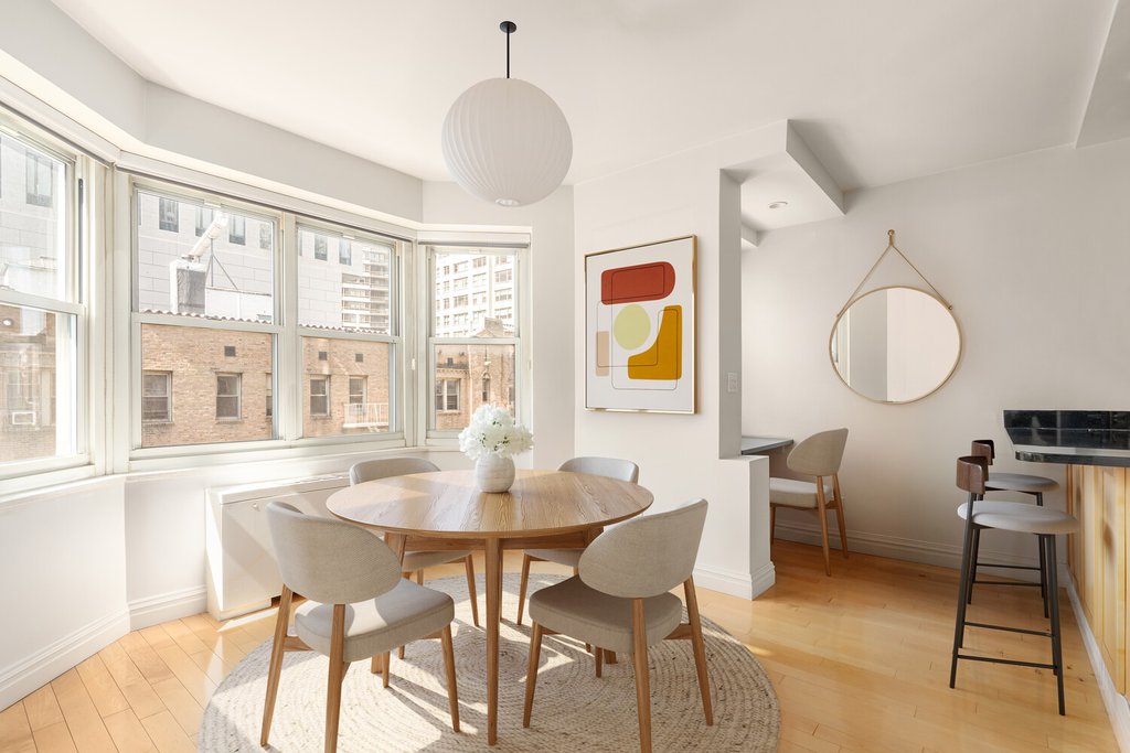 205 East 63rd Street, Unit 7C photo 3