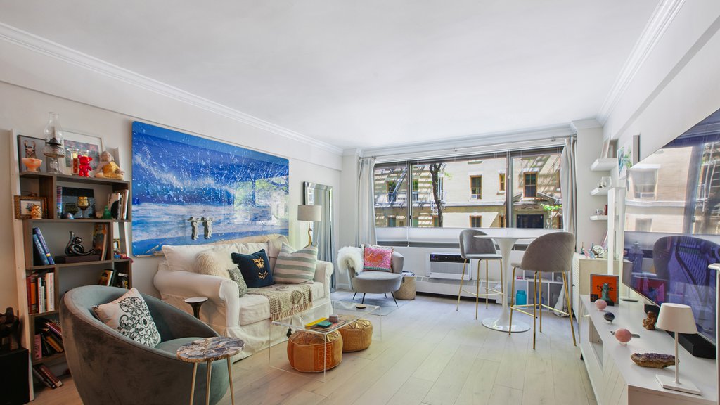 420 East 64th Street, Unit W2F photo 2