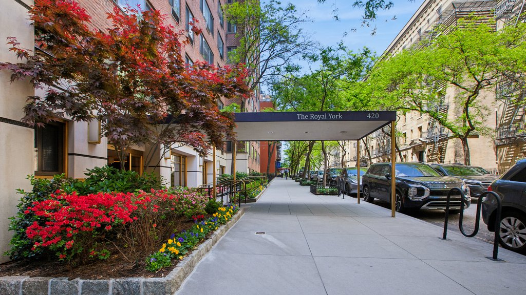 420 East 64th Street, Unit W2F photo 12