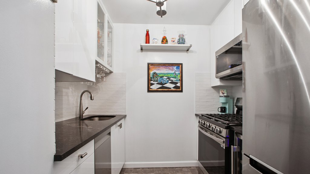 420 East 64th Street, Unit W2F photo 5