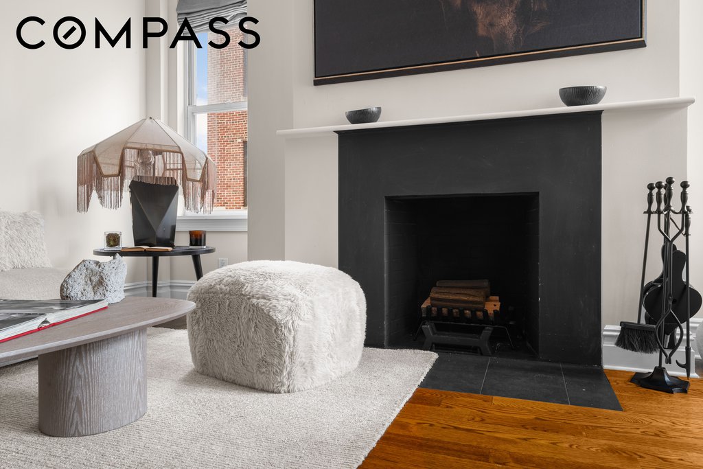 25 Fifth Avenue, Unit 12F photo 4